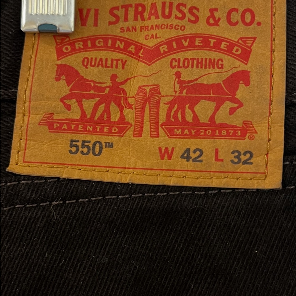 NWOT Men’s Levi Strauss & Co. Black Jeans size 42/32